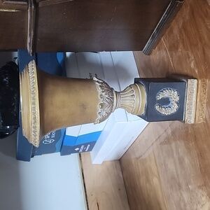 Pedestal Art Deco Vase Urn